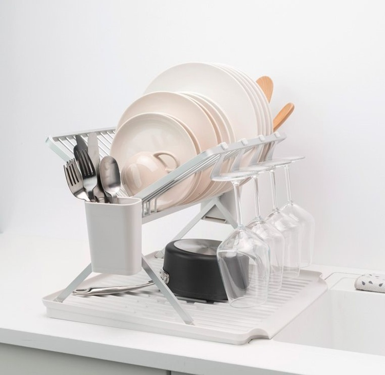 Diskställ, BRABANTIA LARGE FOLDABLE DISH RACK, 42 x 51 x H 33 cm i gruppen Förvaring / Köksförvaring / Diskställ och diskbänk hos SmartaSaker.se (40457)