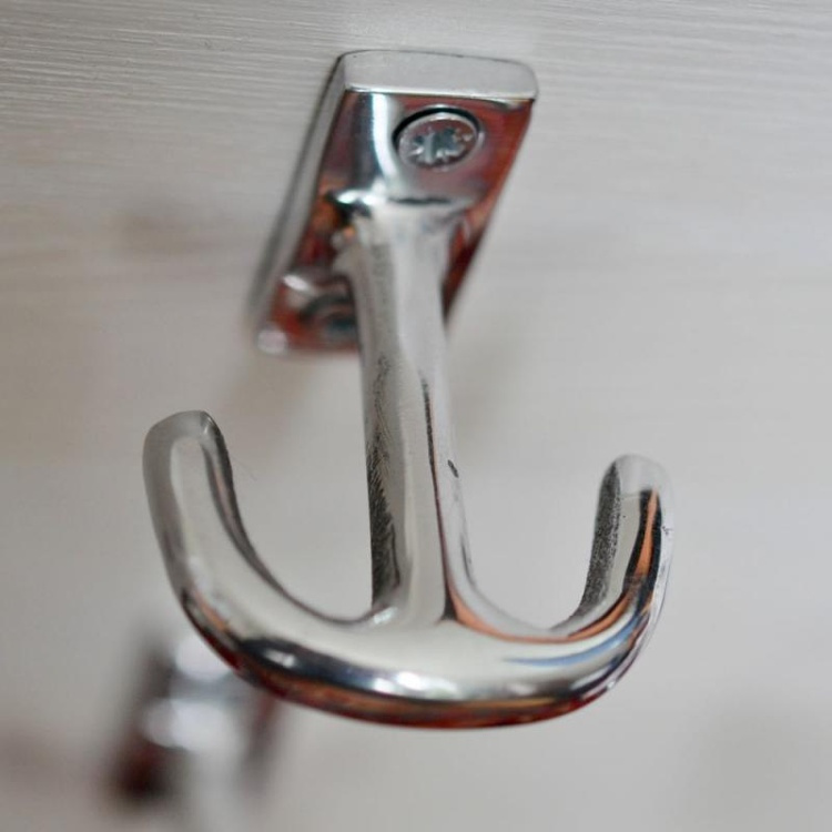 Dubbelkrok till hatthylla, ANKARE, Exmez, Aluminium i gruppen Förvaring / Hallförvaring / Krokar och hängare hos SmartaSaker.se (40496)