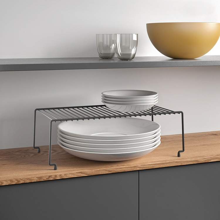 Extra hylla för skåp, Stapelbar, BROOKLYN LAVA, 47 x 23 x H 15 cm, Svart i gruppen Förvaring / Köksförvaring / Organisera köksskåp hos SmartaSaker.se (40587)