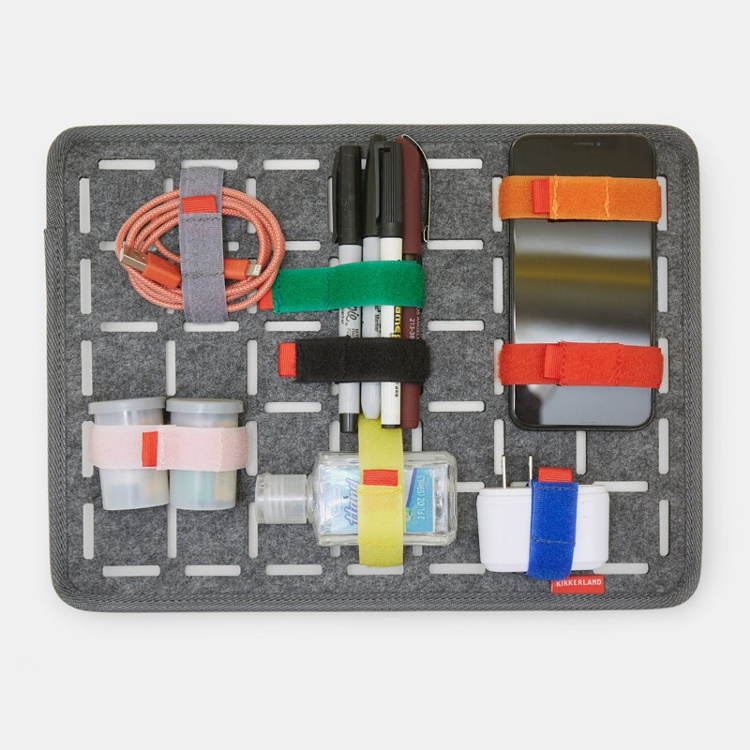 Förvaring av accessoarer, FELT ORGANIZER, 31,6 x 0,5 x H 23,5 cm, Kikkerland, Grå i gruppen Förvaring / Förvaring på resa hos SmartaSaker.se (40647)