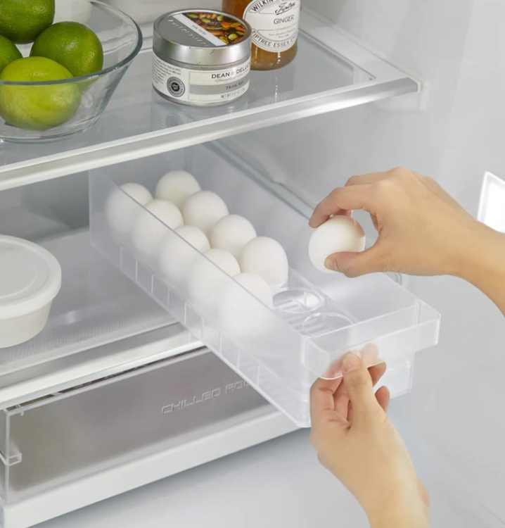 Förvaringslåda för 14 ägg, Stapelbar, TOWER MODERN EGG TRAY Yamazaki, Frostigt transparent i gruppen Förvaring / Köksförvaring / Kylskåpsförvaring hos SmartaSaker.se (40792)