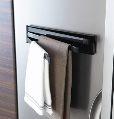 Handdukshållare i metall, Magnetisk, TOWER TEA-TOWEL HANGER, Yamazaki, Svart i gruppen Förvaring / Badrumsförvaring hos SmartaSaker.se (41060)