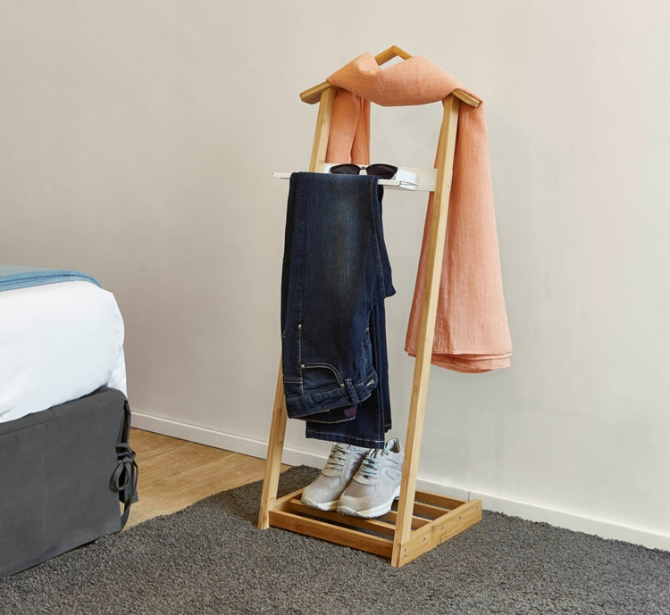 Herrbetjänt i Bambu, BAMBOO VALET STAND, Natur / Vit i gruppen Förvaring / Garderobsförvaring / Klädgarderober hos SmartaSaker.se (41074)