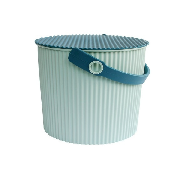 Hink / korg med lock, BLUE LARGE OMNIOUTIL, 20L, Ljusblå i gruppen Förvaring / Förråd- och garageförvaring / Korgar och hinkar hos SmartaSaker.se (41088)