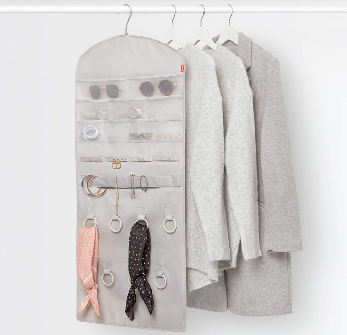 Hängande förvaring för smycken, PREMIUM ACCESSORY HANGER, 45 x H 90 cm, Ljusgrå i gruppen Förvaring / Sovrumsförvaring / Smyckesförvaring hos SmartaSaker.se (41259)