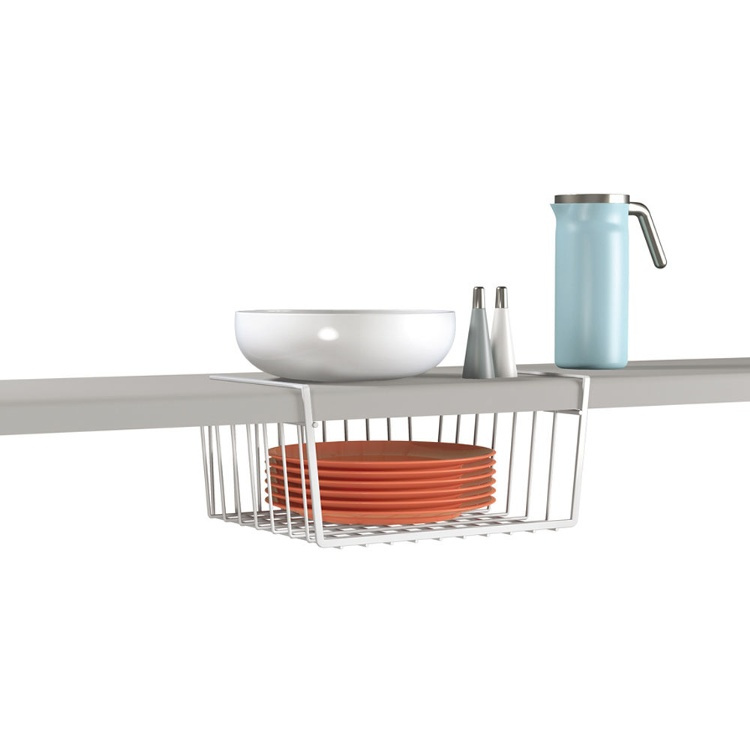 Hängkorg i metall, BABATEX, 30 x 26 x H 14 cm, Vit i gruppen Förvaring / Köksförvaring / Organisera köksskåp / Under hyllan-förvaring hos SmartaSaker.se (41316)