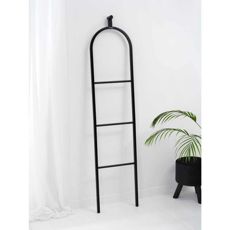 Klädställning att luta mot väggen, BRABANTIA LINN DRESSBOY, 38 x H 168 cm i gruppen Förvaring / Sovrumsförvaring / Klädställningar hos SmartaSaker.se (41376)