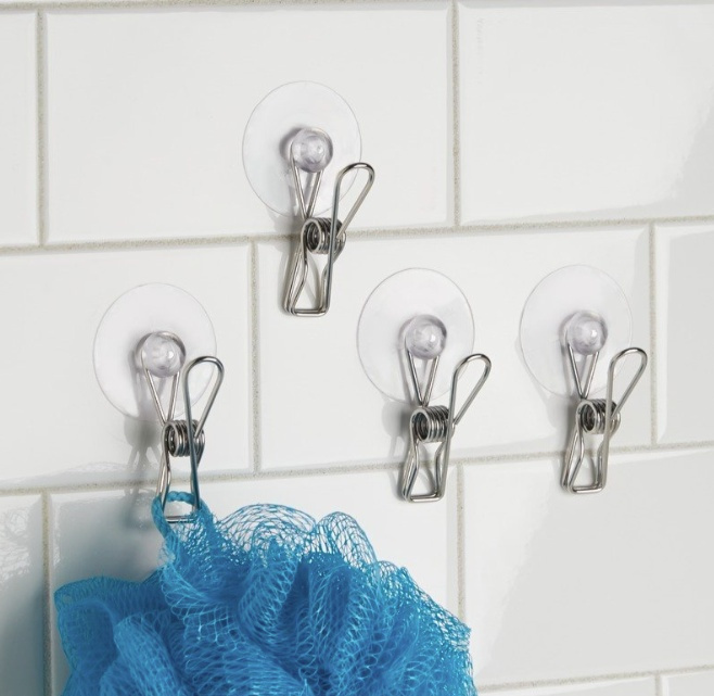 Klämmor med sugpropp, 4 st, MULTI PURPOSE SUCTION CLIPS, Silver / Klar i gruppen Förvaring / Badrumsförvaring hos SmartaSaker.se (41458)
