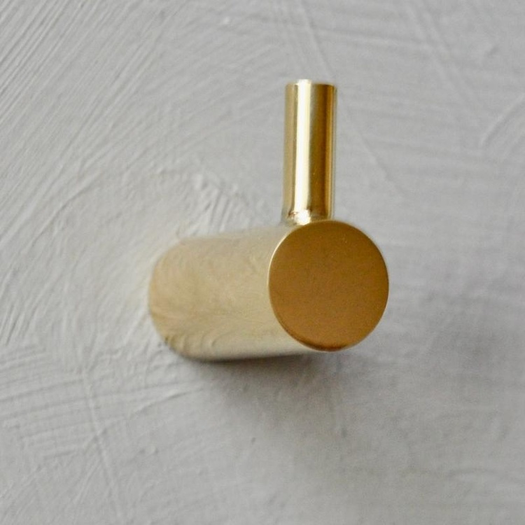 Krok, EXMEZ PINNKROK, Blank Mässing i gruppen Förvaring / Hallförvaring / Krokar och hängare hos SmartaSaker.se (41531)