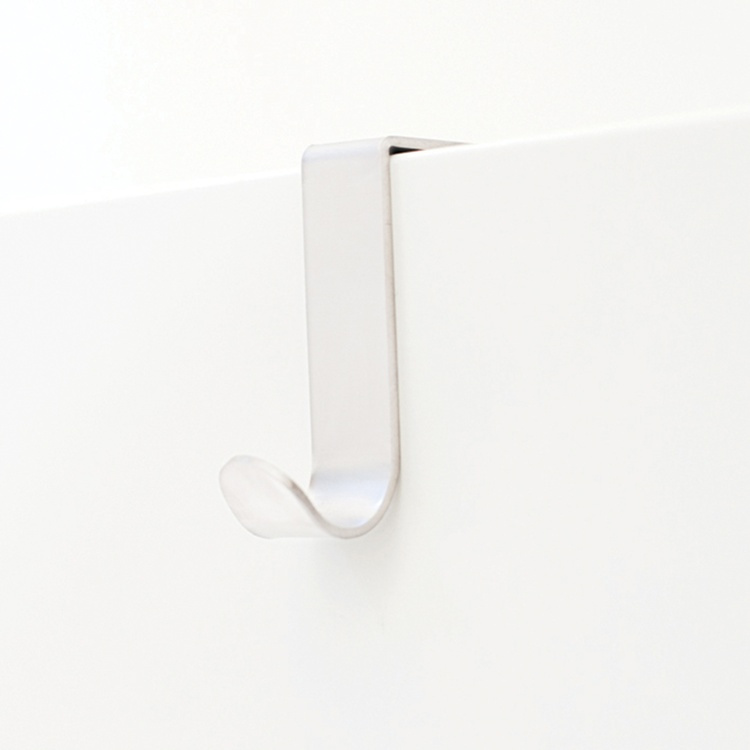 Krokar för skåpdörr / låda, 2 st, SMALL J-HOOKS, Vita i gruppen Förvaring / Sovrumsförvaring / Dörrkrokar hos SmartaSaker.se (41546)