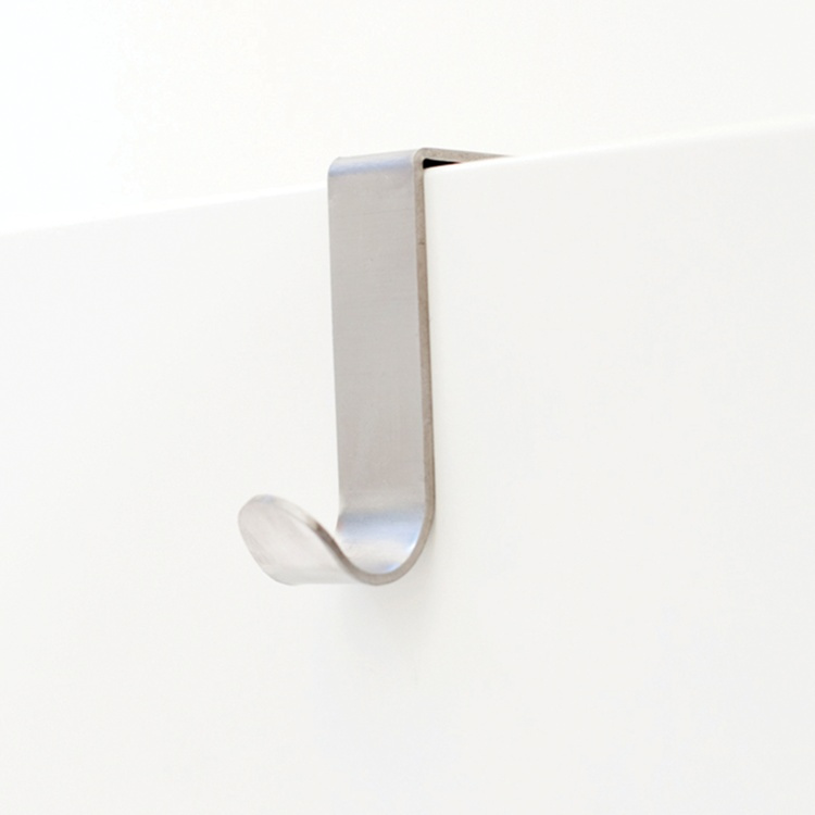 Krokar för skåpdörr / låda, 2 st, SMALL J-HOOKS, Borstad rostfritt stål i gruppen Förvaring / Sovrumsförvaring / Dörrkrokar hos SmartaSaker.se (41547)