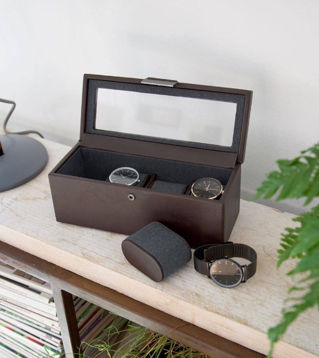 Låda för klockor med glaslock, Avlång, STACKERS WATCH BOX, 24,5 x 10 x H 9,5 cm i gruppen Förvaring / Sovrumsförvaring / Klocklådor hos SmartaSaker.se (41740)