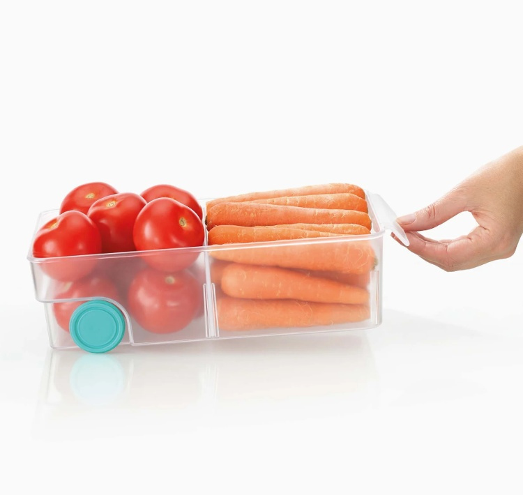 Låda med hjul, JOSEPH JOSEPH LARGE COMPACT STORAGE BIN, 17,4 x 30,8 x H 8,5 cm, Transparent i gruppen Förvaring / Köksförvaring / Kylskåpsförvaring hos SmartaSaker.se (41799)