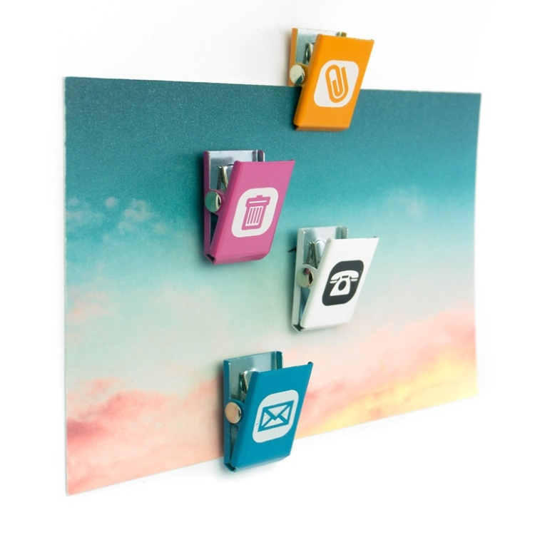 Magnetklämmor med symboler, 4 st, OFFICE CLIP, 2 x 2,7 cm, Mix i gruppen Förvaring / Magneter och självhäftande / Magnetförvaring hos SmartaSaker.se (42078)