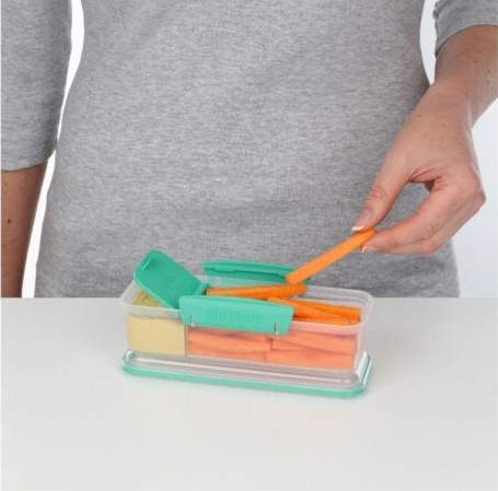 Matlåda, avlång, med fack, 410 ml, SNACK ATTACK TO GO, 19 x 8 x H 6 cm, Klar / Mint i gruppen Förvaring / Köksförvaring / Matlådor / SmartStore matlådor hos SmartaSaker.se (42163)