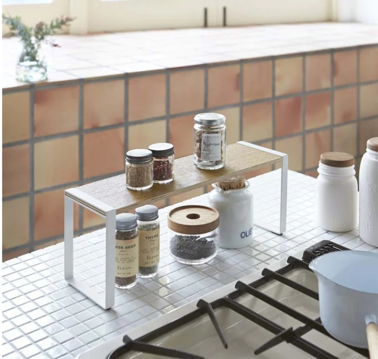 Mini hylla, TOSCA KITCHEN RACK WIDE, 40 x 12 x H 15.5 cm, Yamazaki, Vit / Trä i gruppen Förvaring / Köksförvaring / Organisera köksskåp hos SmartaSaker.se (42239)