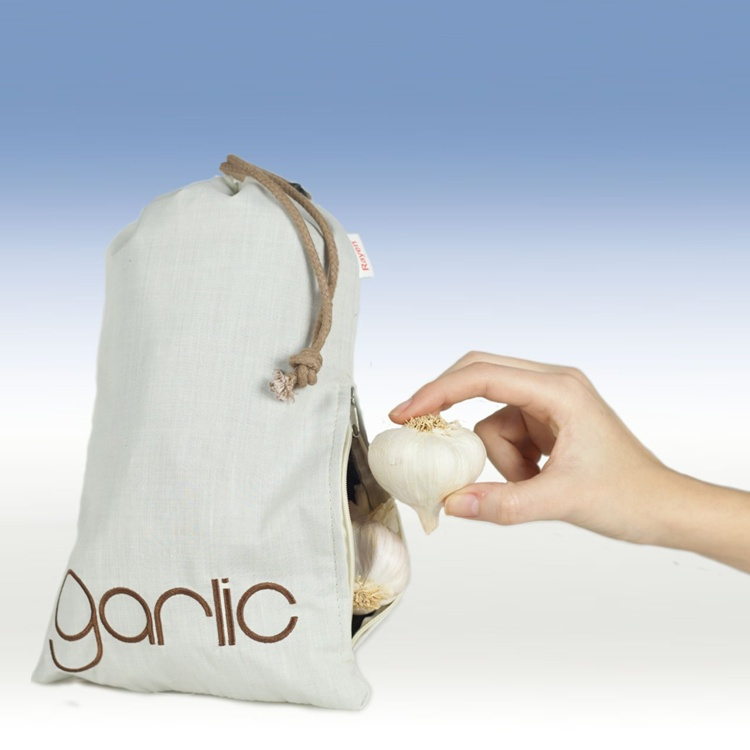 Påse för grönsaker, FRESH GARLIC BAG, 20 x 32 cm, Beige i gruppen Förvaring / Köksförvaring / Kylskåpsförvaring hos SmartaSaker.se (42445)