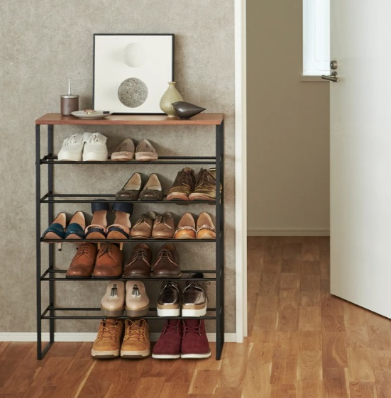 Skohylla med 6 hyllplan, TOWER WOOD TOP, 66 x 25 x H 87 cm, Yamazaki i gruppen Förvaring / Hallförvaring / Skohyllor hos SmartaSaker.se (42560)