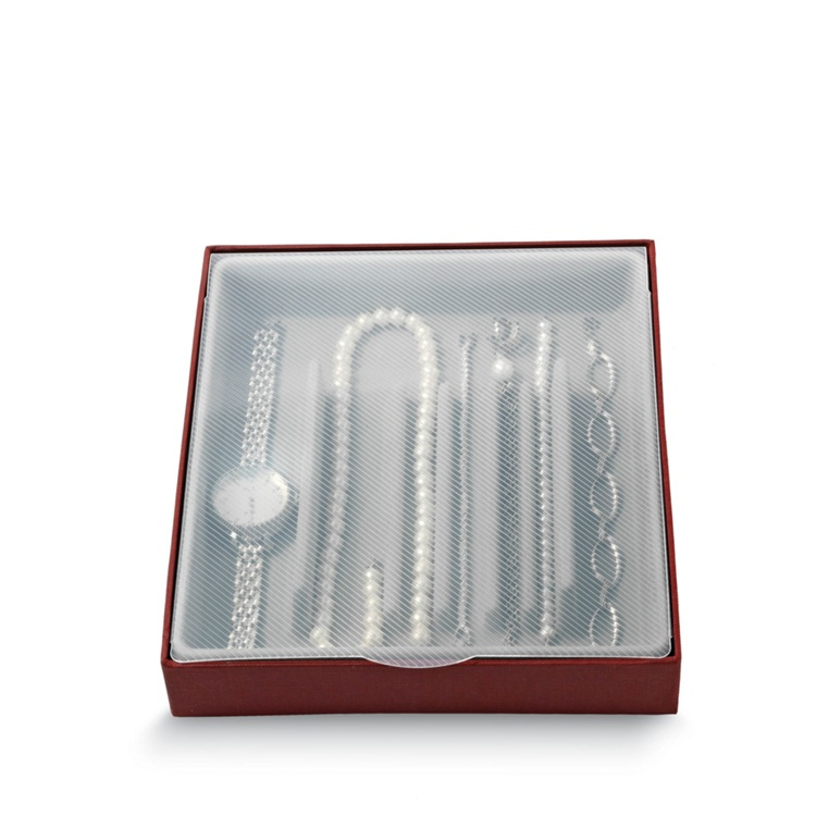 Smyckeskrin för halsband, BIJOUX COLLANE, 21,5 x 18,5 x H3,5 cm, Vinröd i gruppen Förvaring / Sovrumsförvaring / Smyckesförvaring hos SmartaSaker.se (42695)
