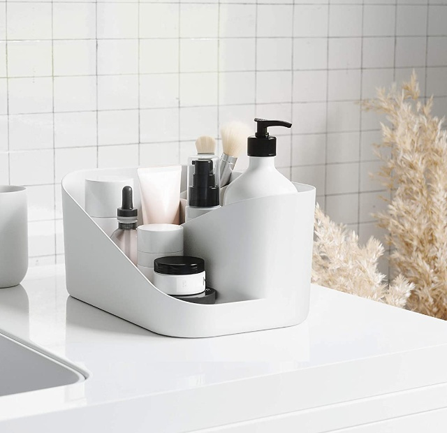 Ställ för smink, UMBRA GLAM MAKE UP ORGANISER, 26,5 x 17 x H 12,5 cm, Vit/ Ljusgrå i gruppen Förvaring / Badrumsförvaring / Sminkförvaring hos SmartaSaker.se (42874)
