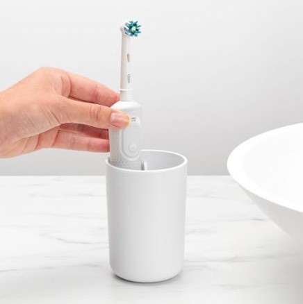Tandborstmugg med avdelare, BRABANTIA RENEW, Ø7,6 x H 11 cm, Vit i gruppen Förvaring / Badrumsförvaring hos SmartaSaker.se (42941)