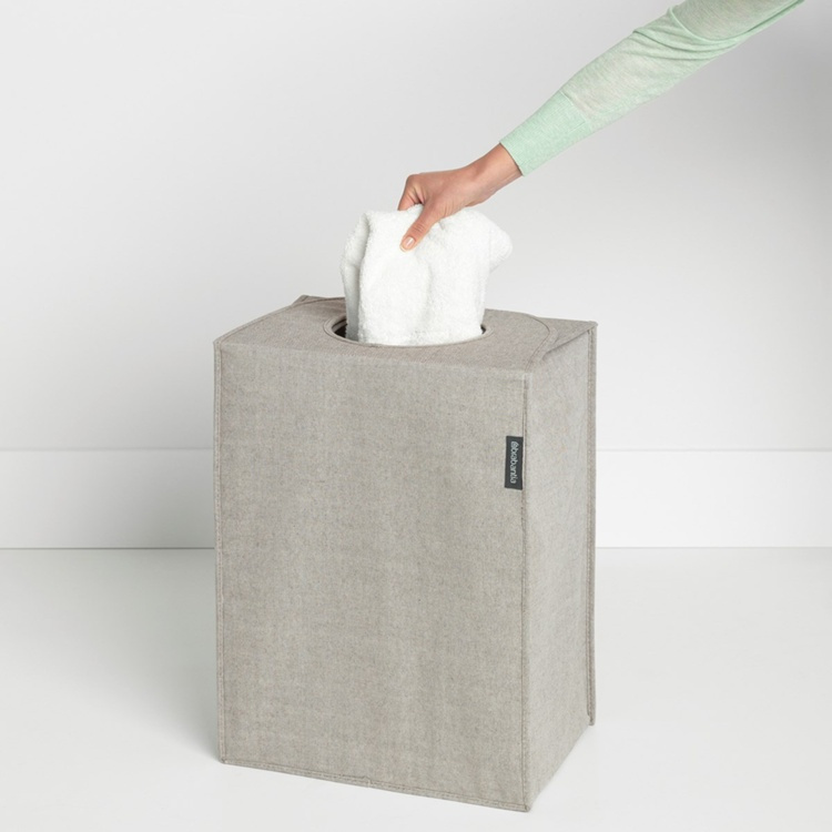 Tvättkorg med bärhandtag, 55 L, BRABANTIA RECTANGULAR, 29,5 x 40,5 x H 54 cm i gruppen Förvaring / Tvätt och tork / Tvättkorgar hos SmartaSaker.se (43096)