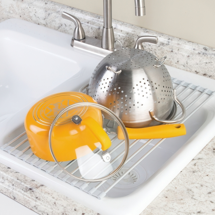 Underlägg över diskho, ALUMINIUM OVER SINK ROLL-UP, 47 x 28 cm, Silver / Grå i gruppen Förvaring / Köksförvaring / Diskställ och diskbänk hos SmartaSaker.se (43156)