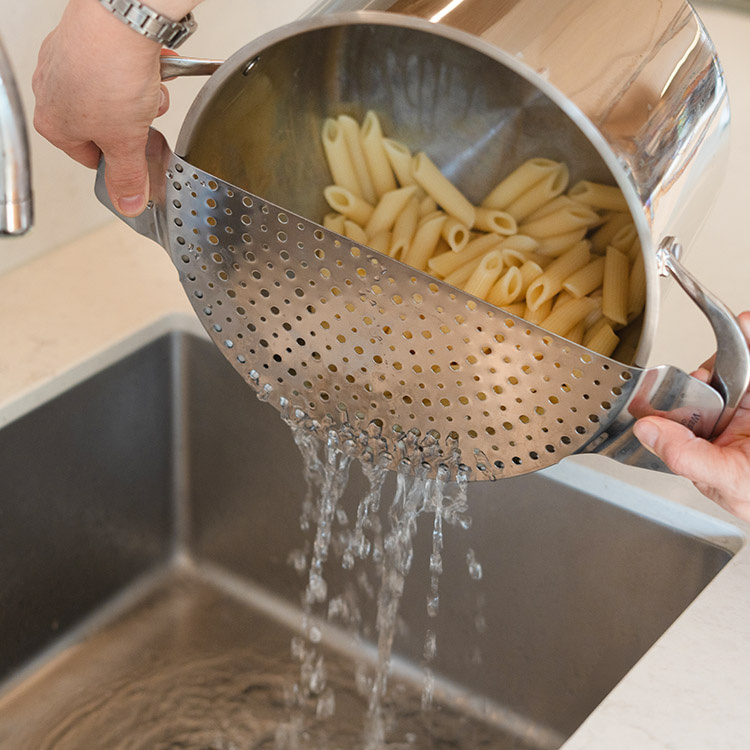 Durkslag för kastruller i gruppen Hemmet / Kökssaker hos SmartaSaker.se (13095)