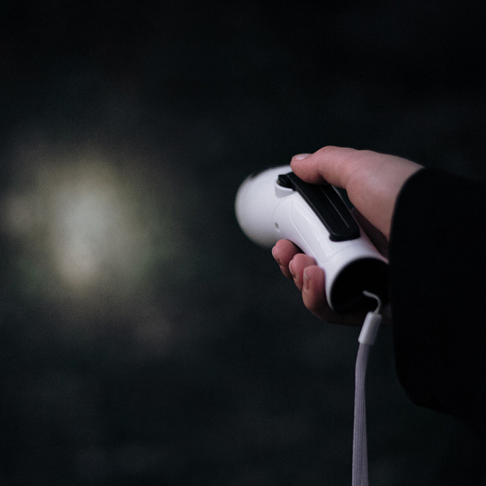 Radio & ficklampa med dynamovev i gruppen Säkerhet / Krisberedskap hos SmartaSaker.se (13154)
