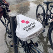 Regnskydd till cykelsadel
