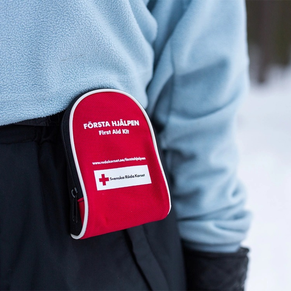 Röda Korsets Första hjälpen-väska, Mini i gruppen Säkerhet / Krisberedskap hos SmartaSaker.se (13352-SET)