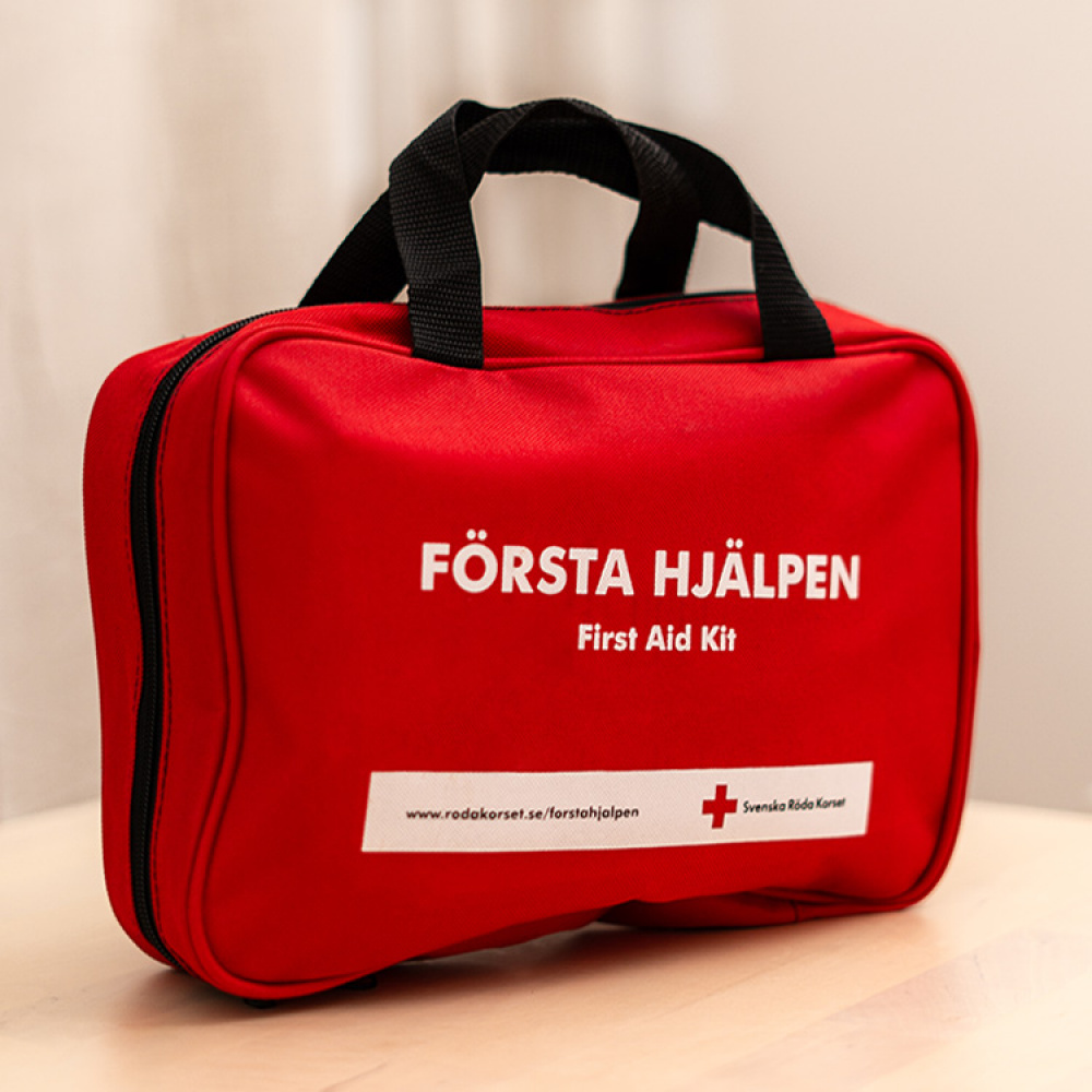 Röda Korsets Första hjälpen-väska, Stor i gruppen Säkerhet / Svenska Röda Korset hos SmartaSaker.se (13354-SET)