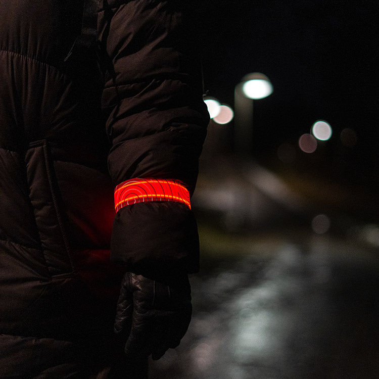 Uppladdningsbart LED-armband slapwrap i gruppen Utgått hos SmartaSaker.se (13381)