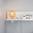 Hylla med lampsockel, dimmer och USB Hylla med lampsockel, dimmer och USB