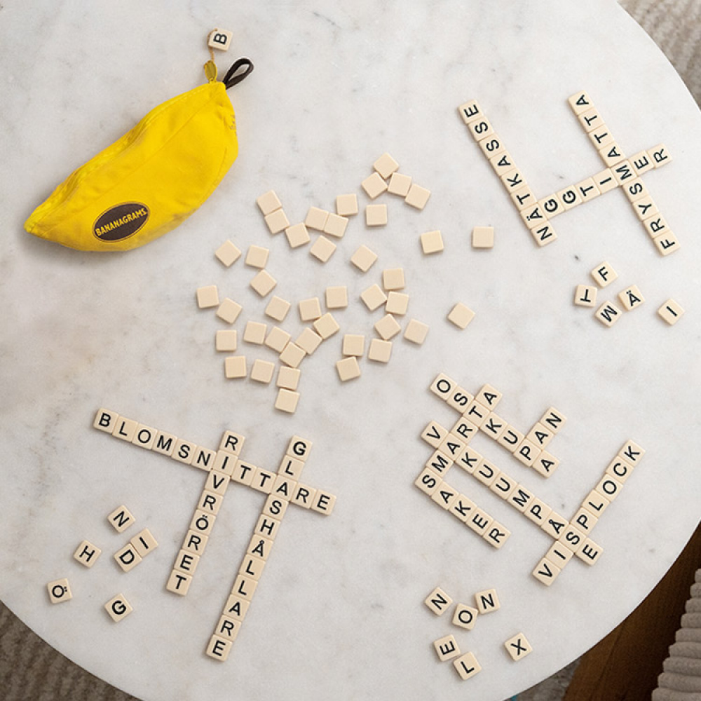 Ordspelet Bananagrams i gruppen Fritid / Spel hos SmartaSaker.se (13788)