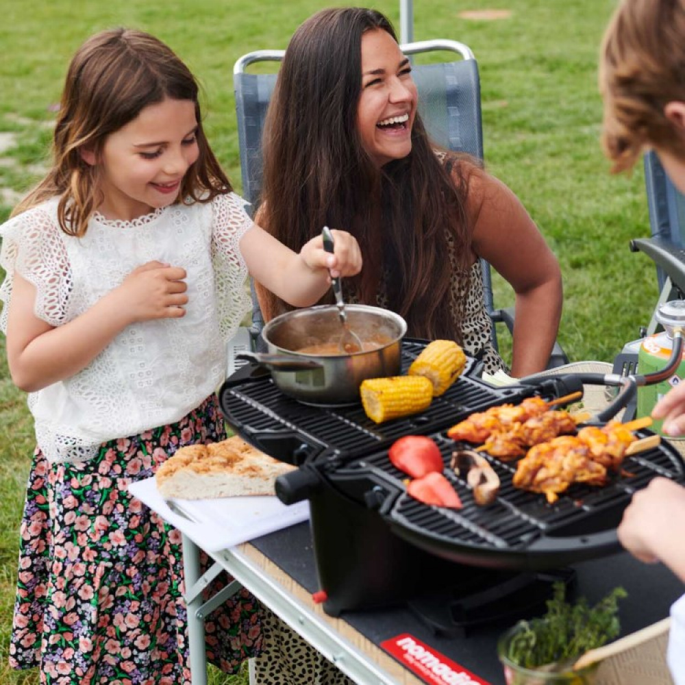 Portabel gasolgrill NomadiQ i gruppen Hemmet / Grilltillbehör hos SmartaSaker.se (13856)