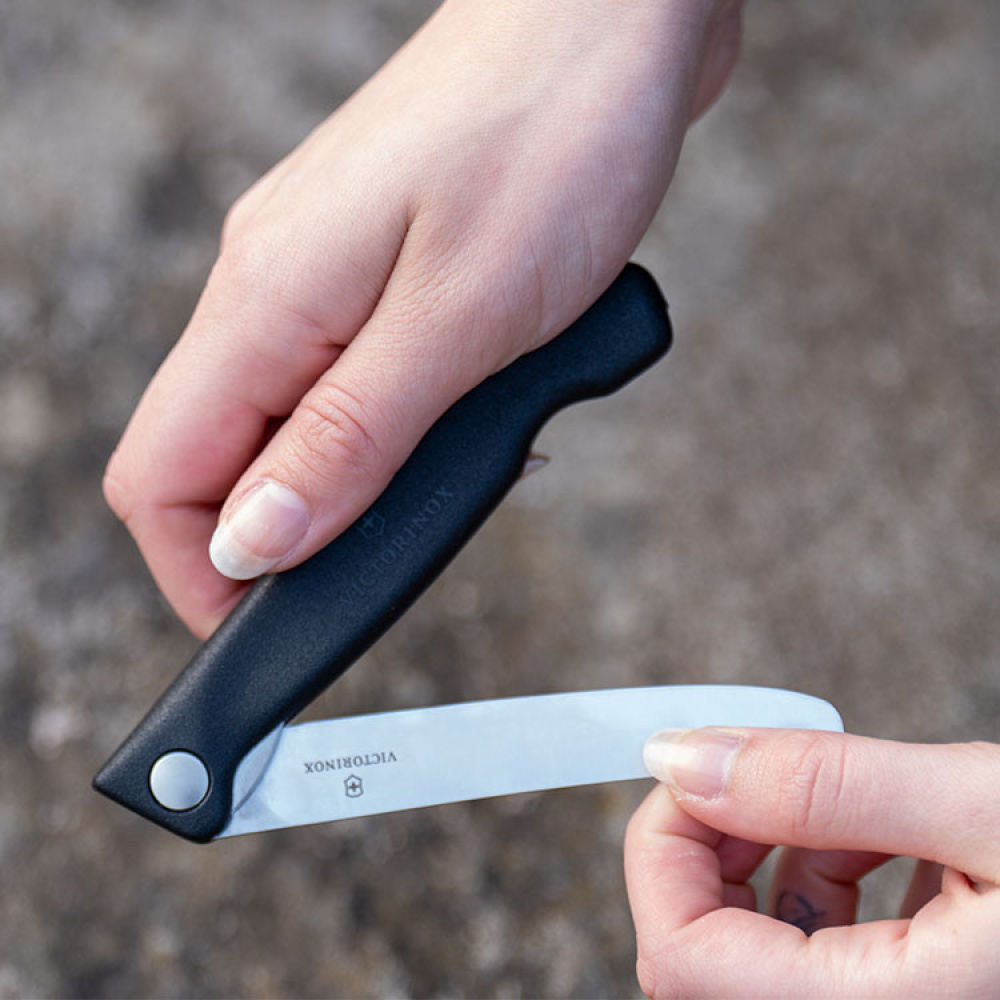 Fällbar picknickkniv i gruppen Fritid / Friluftsliv / Utrustning hos SmartaSaker.se (13988)