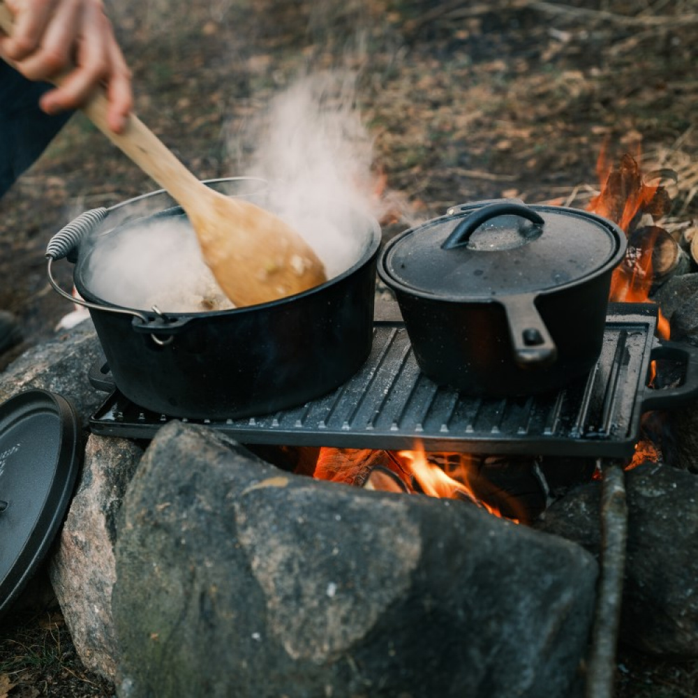 Satake vändbar grill- & stekplatta i gjutjärn i gruppen Hemmet / Grilltillbehör hos SmartaSaker.se (14090)