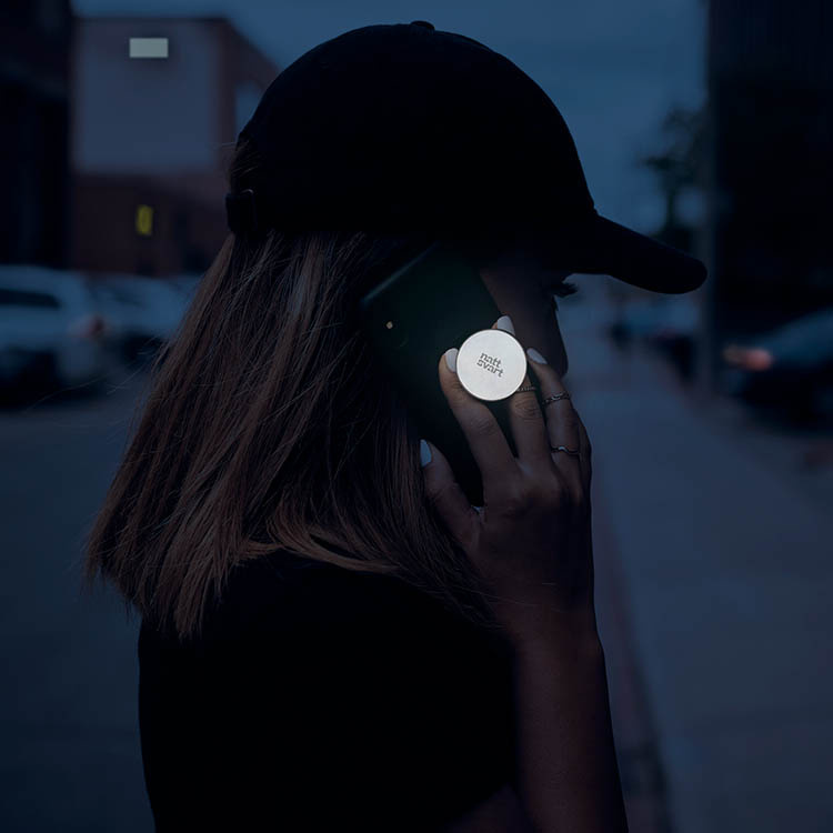 Mobilhållare med reflex i gruppen Hemmet / Elektronik / Mobiltillbehör hos SmartaSaker.se (14251)