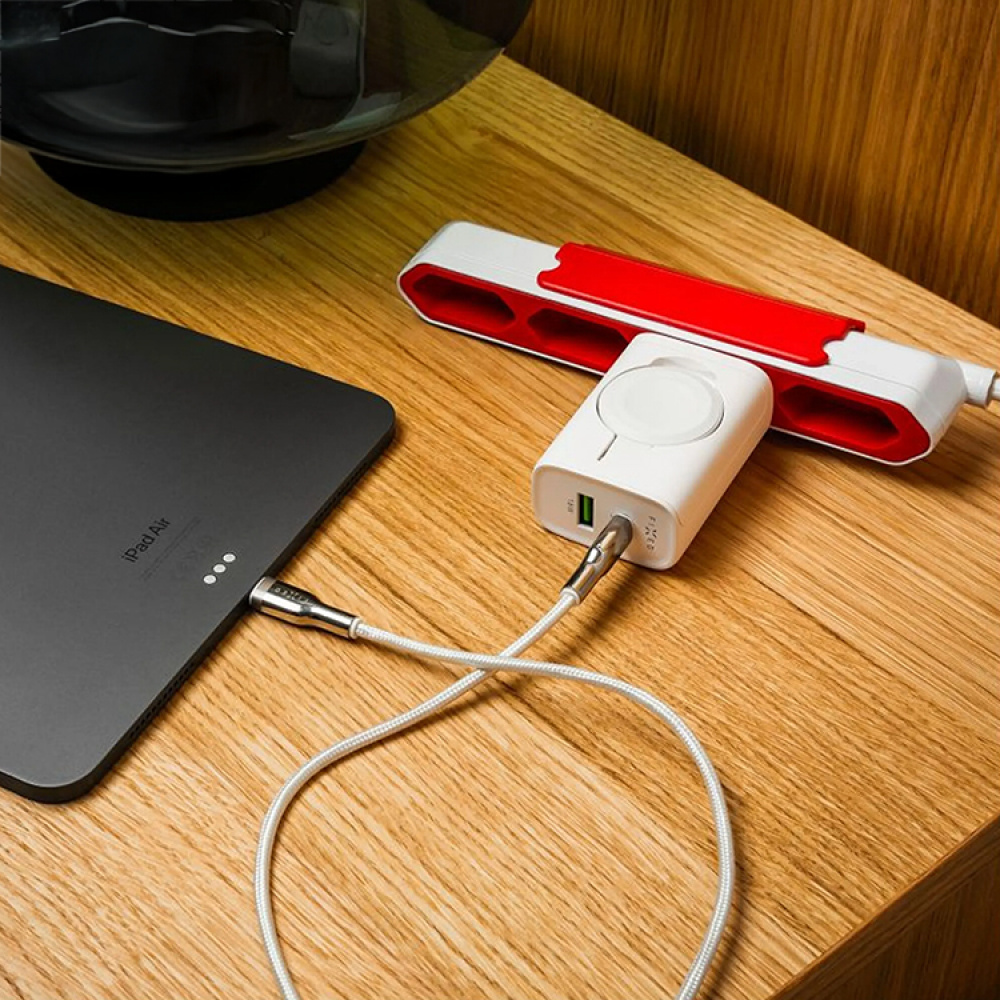Trådlös väggladdare till Apple Watch i gruppen Hemmet / Elektronik hos SmartaSaker.se (14595)