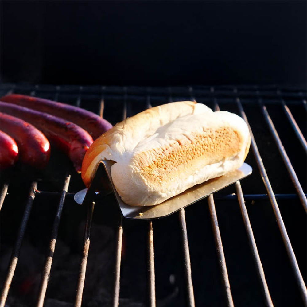 Korvbrödsrostare till grillen i gruppen Hemmet / Grilltillbehör hos SmartaSaker.se (14609)