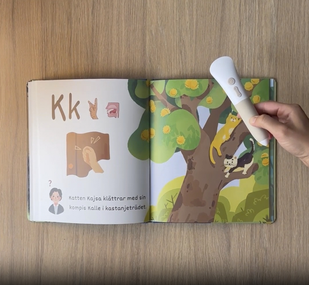 Bok till läspennan Readioo: Upptäck bokstäver i gruppen Hemmet / Barnsaker hos SmartaSaker.se (14815)