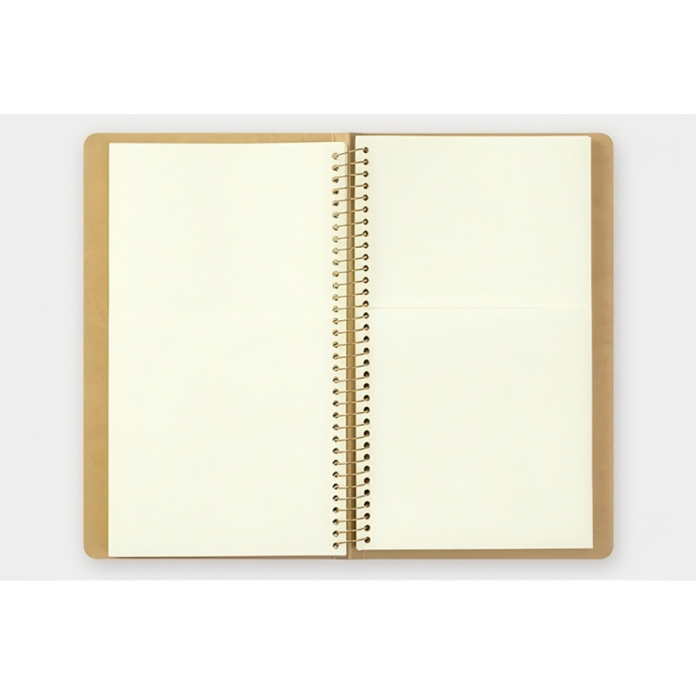 Anteckningsbok med fickor, SPIRAL PAPER POCKET A6 SLIM, Traveler\'s Comapany, Natur i gruppen Förvaring / Kontorsmaterial hos SmartaSaker.se (40007)