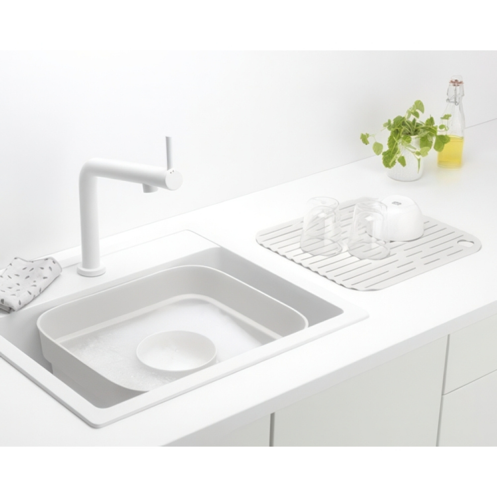 Balja med Diskunderlägg, BRABANTIA WASHING UP BOWL, 34,4 x 37,4 x H 16 cm, Ljusgrå i gruppen Förvaring / Städförvaring och sopsortering hos SmartaSaker.se (40080)