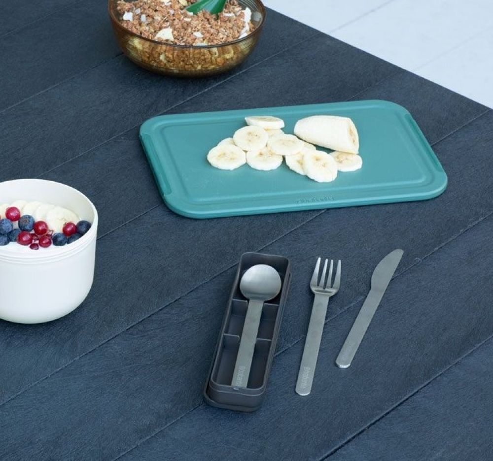 Bestick i fodral, MAKE & TAKE CUTLERY SET, Brabantia, Mörkgrå / Silver i gruppen Förvaring / Köksförvaring / Matlådor hos SmartaSaker.se (40097)