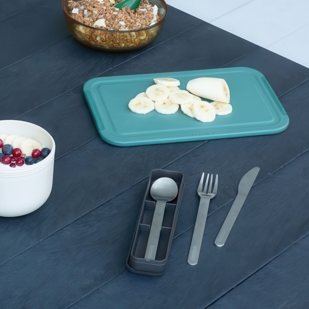 Bestick i fodral, MAKE & TAKE CUTLERY SET, Brabantia, Mörkgrå / Silver i gruppen Förvaring / Köksförvaring / Matlådor hos SmartaSaker.se (40097)
