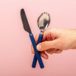 Bestick i fodral, SPORK & KNIFE SET, Kikkerland, Marinblå