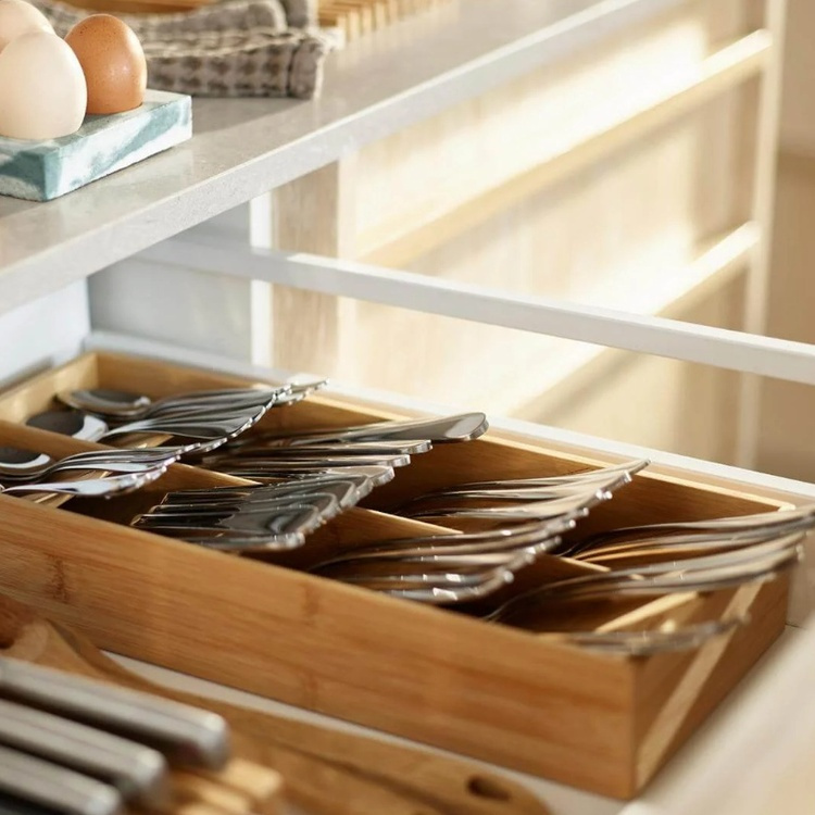 Besticklåda, 8 fack, LARGE DRAWERSTORE BAMBOO, Joseph Joseph, 38,4 x 17,5 x H 6 cm, Natur i gruppen Förvaring / Köksförvaring / Organisera köksskåp / Besticklådor hos SmartaSaker.se (40122)