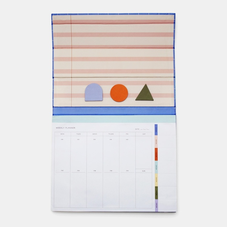 Block för Veckoplanering, MAGNETIC DESK PLANNER, Kikkerland, 22 x 1,6 x H 28 cm, Blå i gruppen Förvaring / Kontorsmaterial hos SmartaSaker.se (40132)