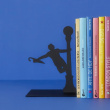 Bokstöd i metall, SINGING IN THE RAIN, 12,5 x 10 x H 18 cm, Svart Bokstöd i metall, SINGING IN THE RAIN, 12,5 x 10 x H 18 cm, Svart
